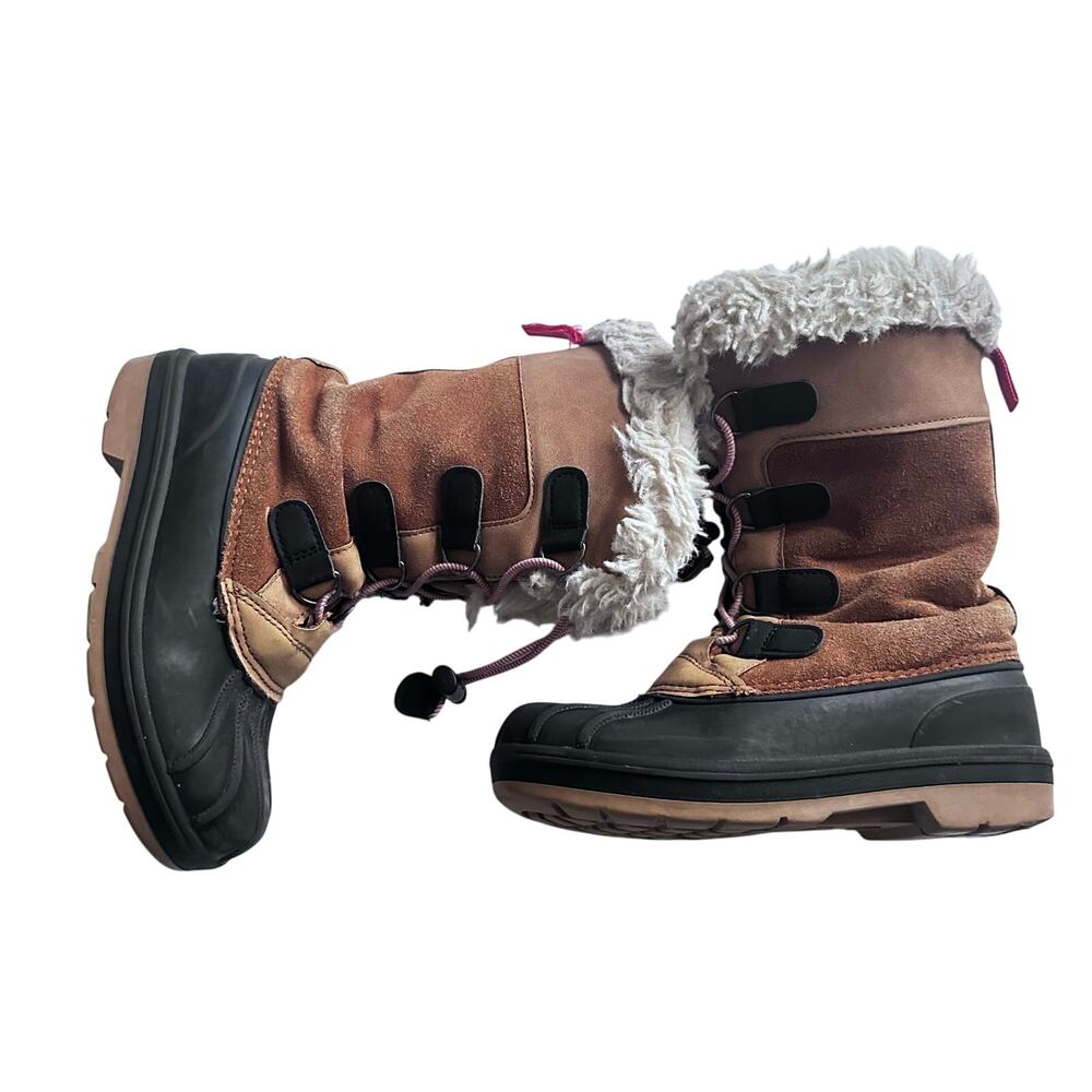 Cat & Jack Tan Duck Boots Size 1 - Sherpa Lined